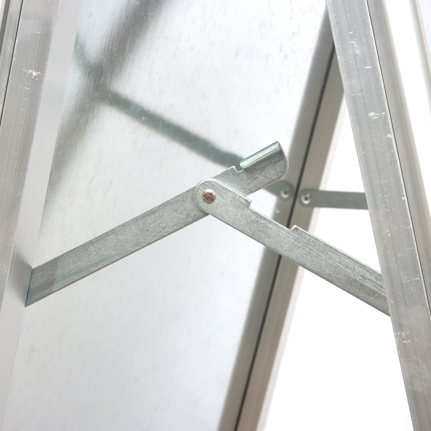 Europel Stoepbord Economy A1 32 mm zilver