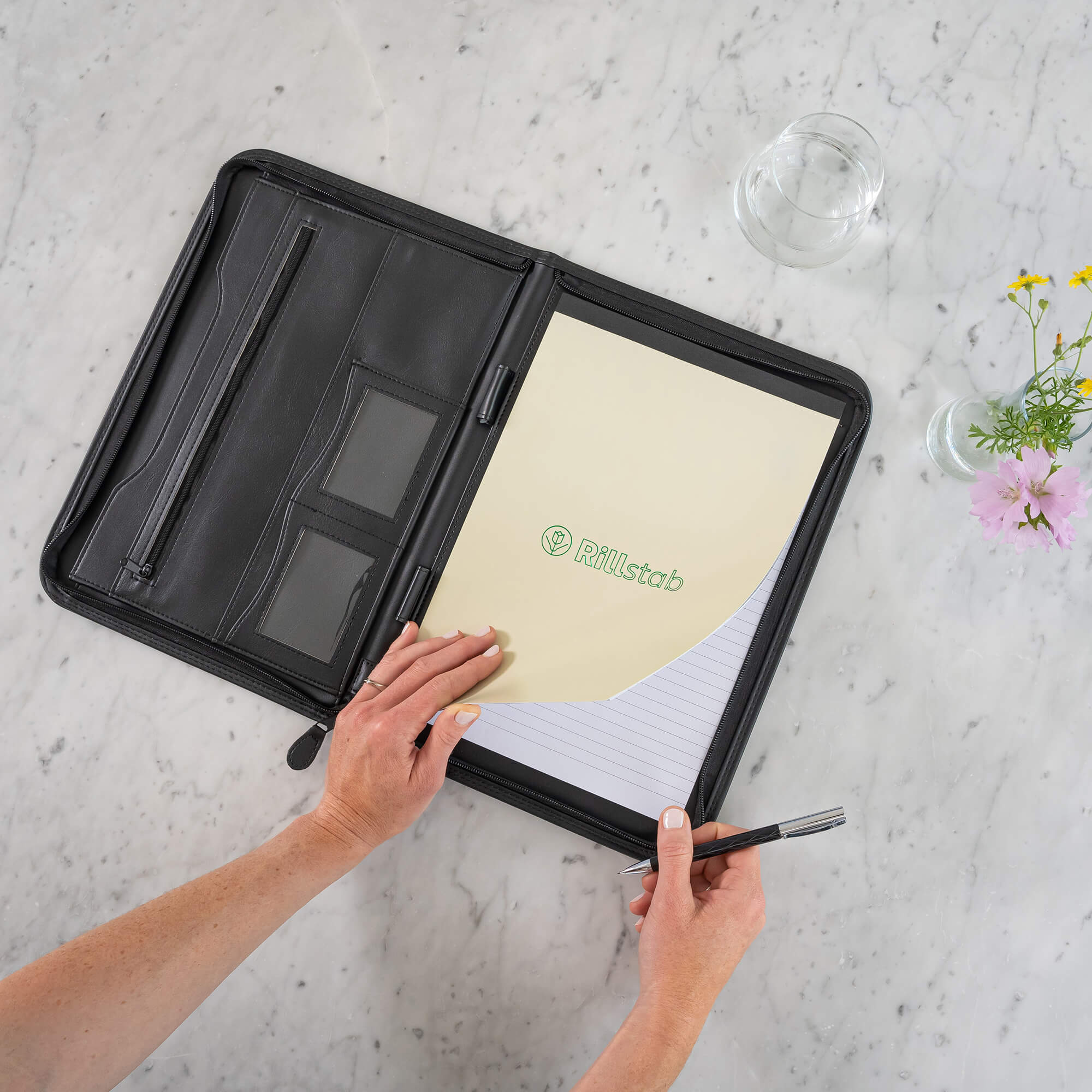 Schrijfmap Rillstab Excellent deluxe A4 lederlook zwart
